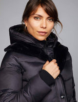 A Pea in The Pod – Quilted Puffer Maternity Jacket – M
